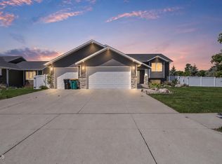 3400 Meridian Dr, Bismarck, ND 58504