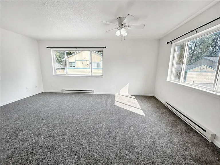 1800 N Spokane St — Photo 5