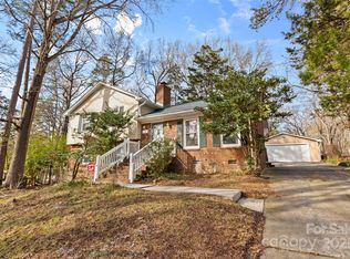 7401 Kilcullen Dr, Charlotte, NC 28270