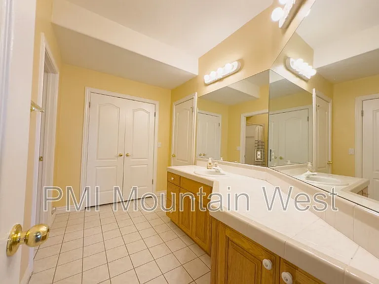 49 N Fairway Dr — Photo 69