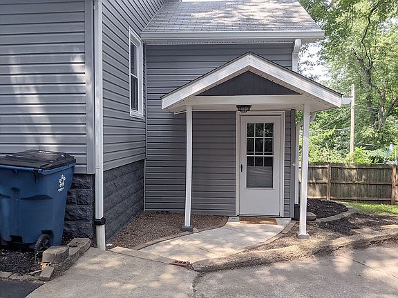 5th image of 3538 Gordon Ave