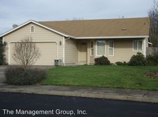 302 SW 18th St, Battle Ground, WA 98604