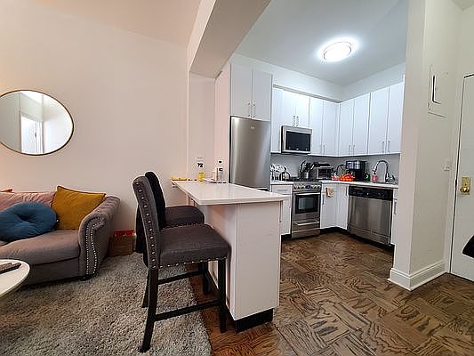 1st image of 235 W 22nd St APT 3G