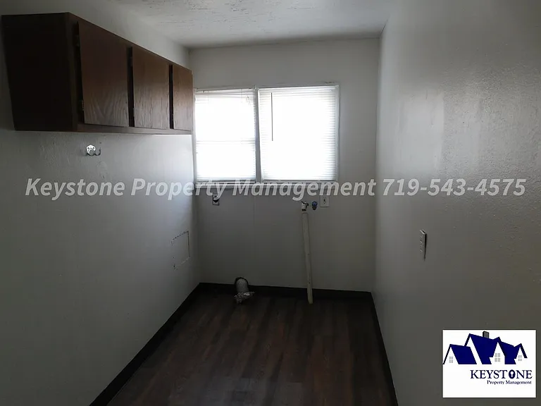 906 N Glendale Ave — Photo 15