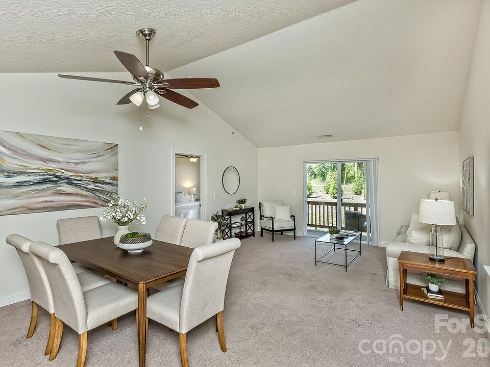 1st image of 123 Foxden Dr #204