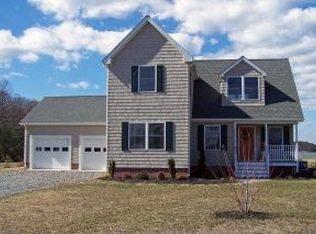 2785 Sunnybank Rd, Reedville, VA 22539