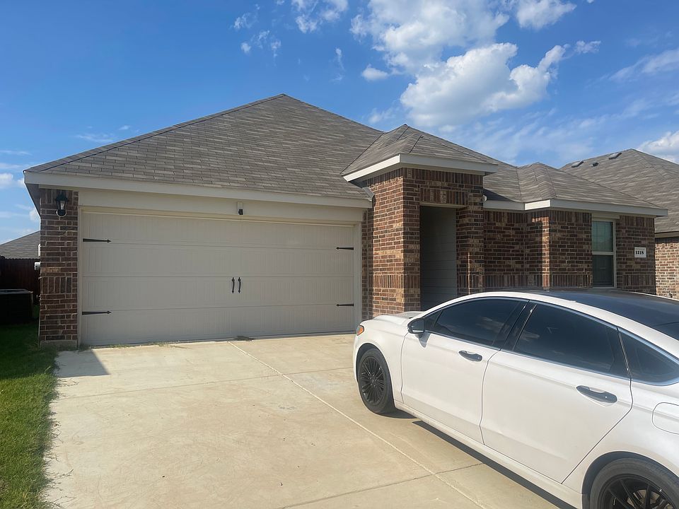 1st image of 1218 Fairbanks Dr
