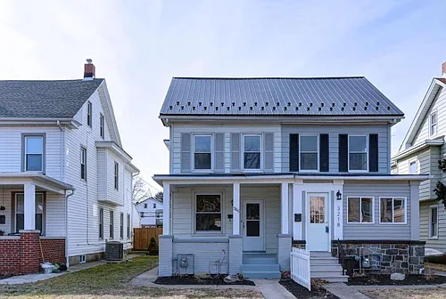 3216 Green St Photo 1