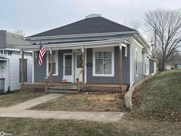 411 N Oak St, Creston, IA 50801