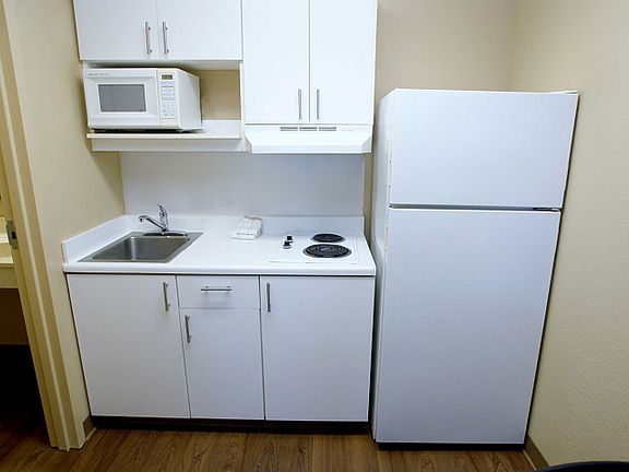 2nd image of 5059 N Arco Ln #Studiob
