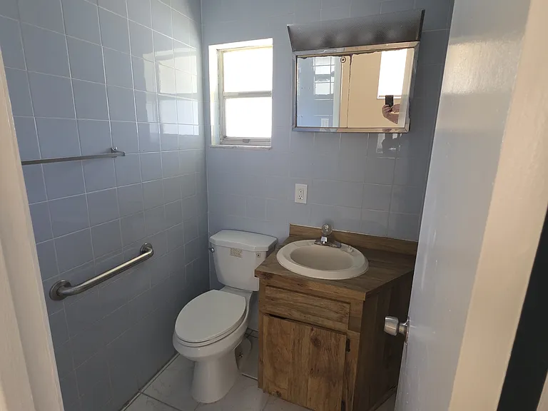 105 Palmetto Ave #11 — Photo 9