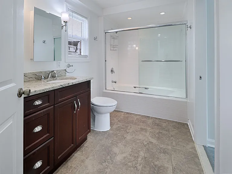 316 Reef Rd — Photo 23