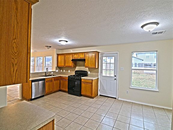 2nd image of 4727 Ivy Meadow Ln