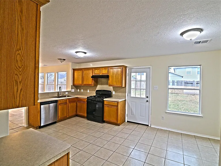4727 Ivy Meadow Ln — Photo 11