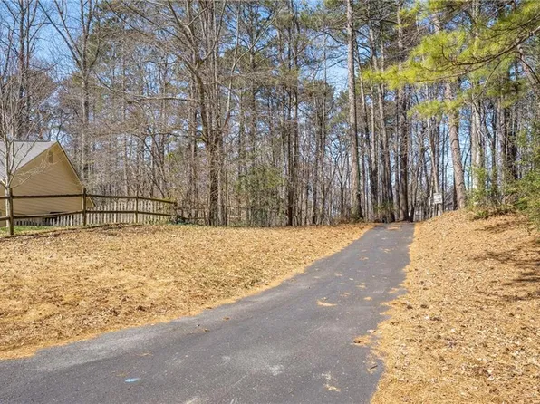 2661 Sandpoint Way NE #97, Roswell, GA 30075