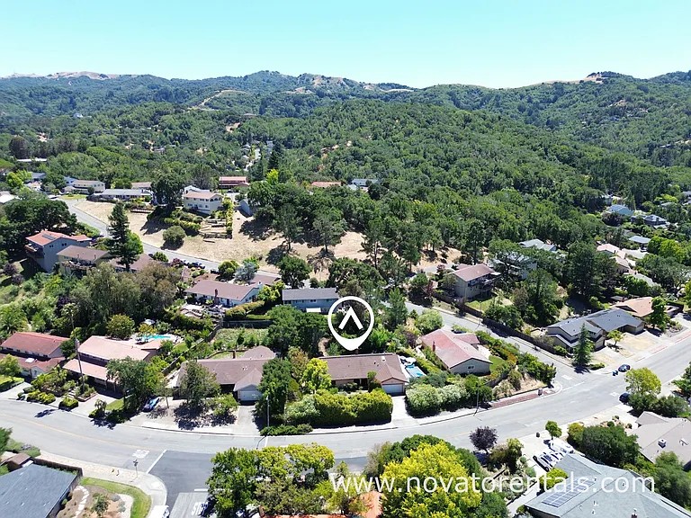 65 Santa Maria Dr — Photo 32