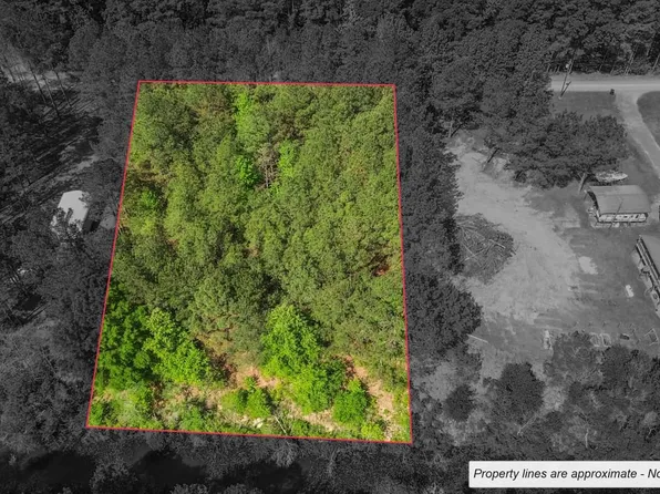 River Oaks Dr, West Pt, MS 39773