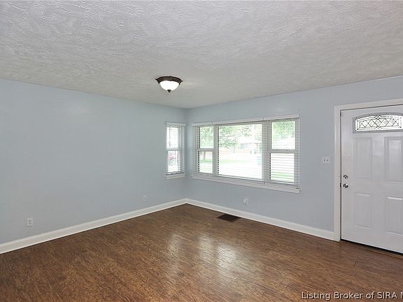2nd image of 1702 Herby Drive