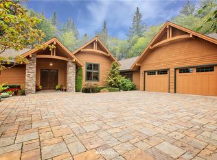 5411 Gravelly Beach Rd NW, Olympia, WA 98502