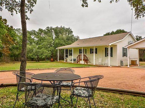 4th image of 111 Lazy Trail Ct