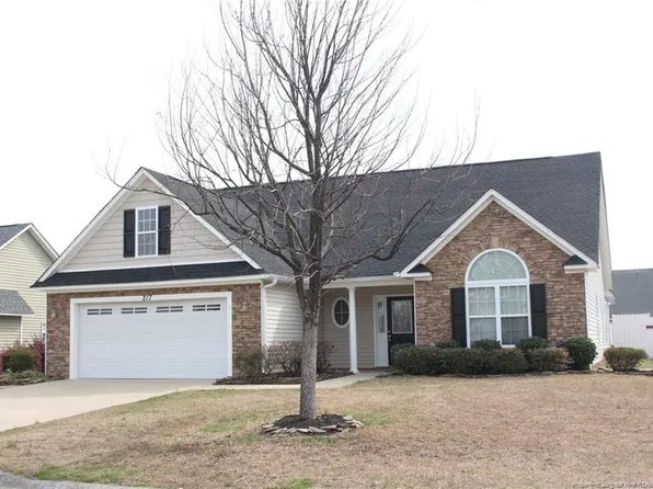 217 Brightwood Dr, Raeford, NC 28376