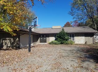 1813 Orchid Ct, Indianapolis, IN 46219