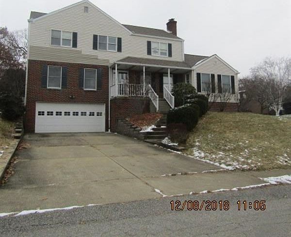 1st image of 800 Trowbridge Pl