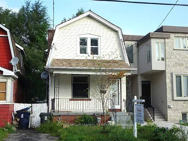 238 Lumsden Ave — Photo 1