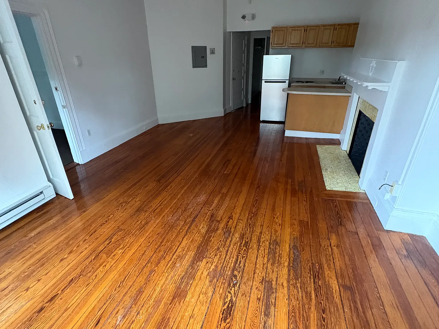1 bed, $2,695 — Photo 3