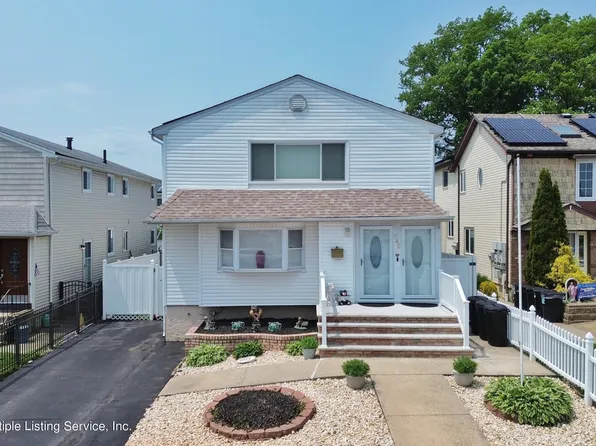 742 Armstrong Ave, Staten Island, NY 10308