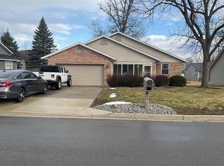 203 Oakcrest Ct, Russells Point, OH 43348