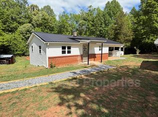 4685 Harmony Hwy, Hamptonville, NC 27020