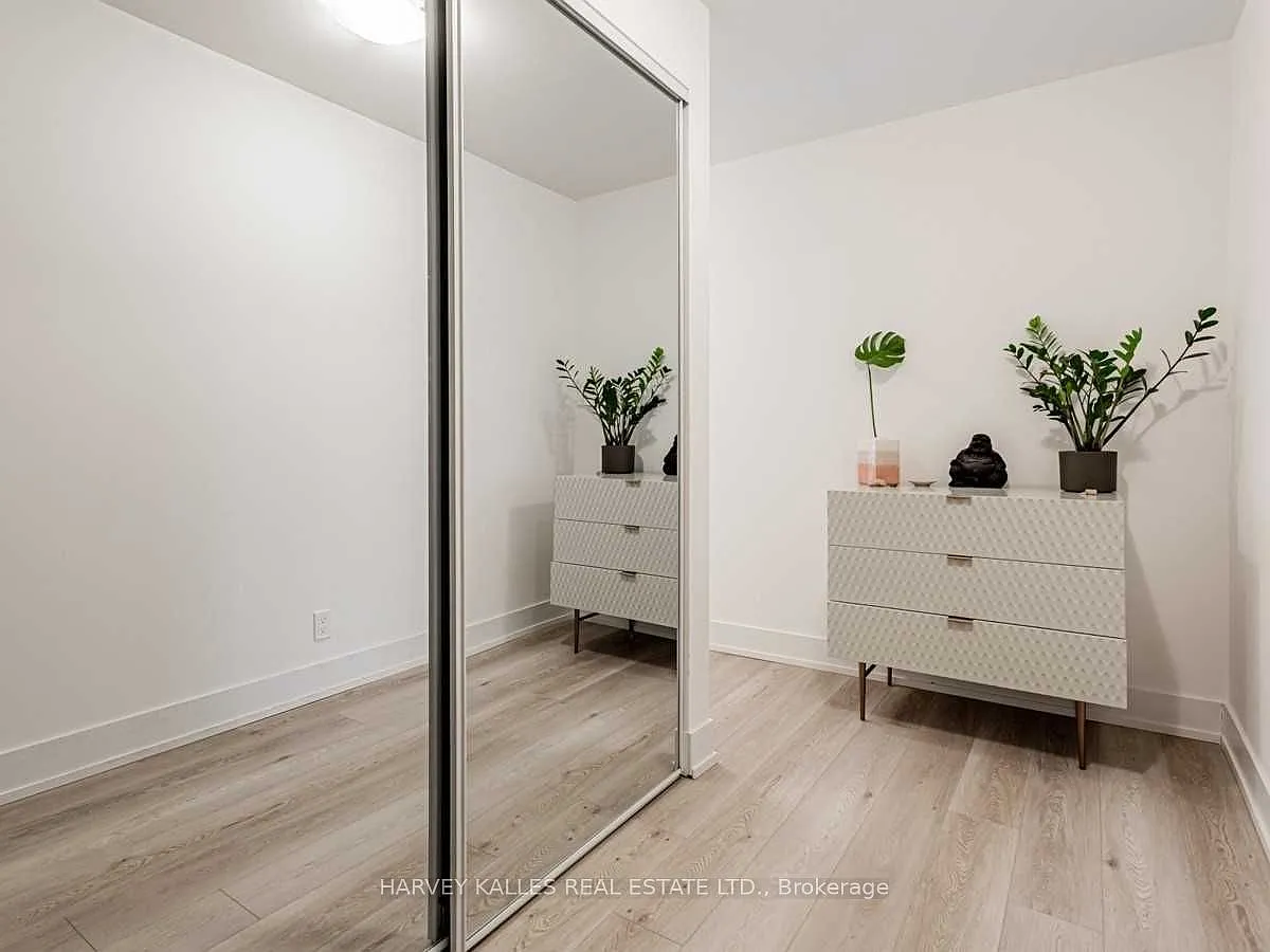 2 bed, $3,300 — Photo 4