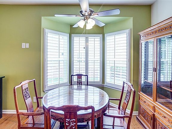 4th image of 106 Siena Ln