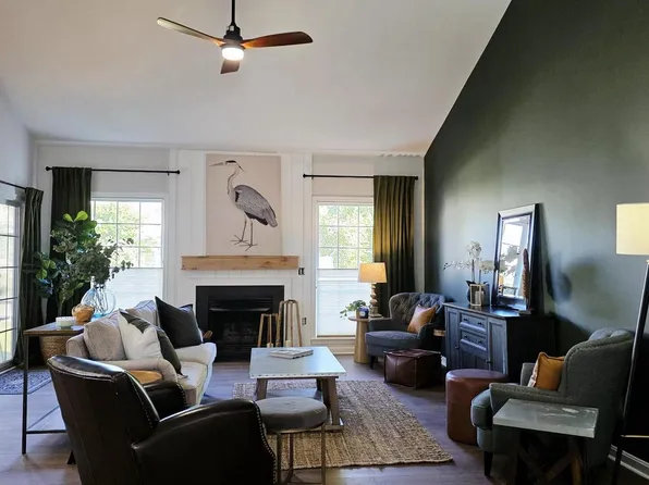 63 Walnut Farms Pkwy, Fredericksburg, VA 22405