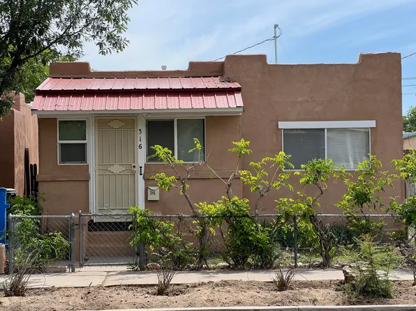 316 9th St SW, Albuquerque, NM 87102