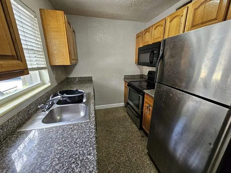 212 S Church Ave #107 — Photo 6
