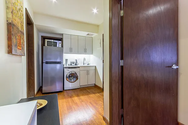 Rented by Townhouse Apartments | media 28