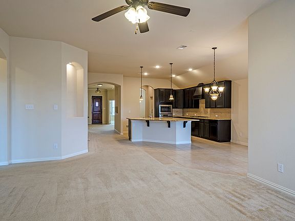 4th image of 10876 Leesa Dr