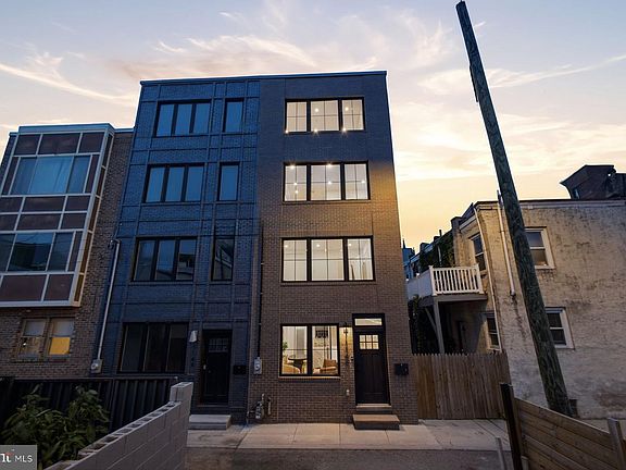 2nd image of 1146 N Galloway St