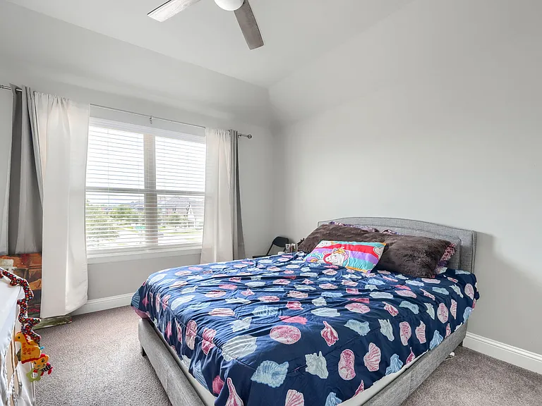 2446 Bainbridge Dr — Photo 27
