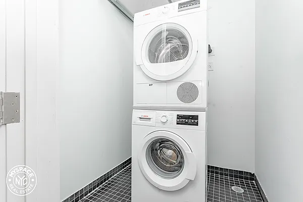 Rented by MySpaceNYC | media 11