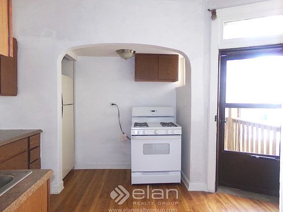 5th image of 1333 W Fargo Ave APT 1S