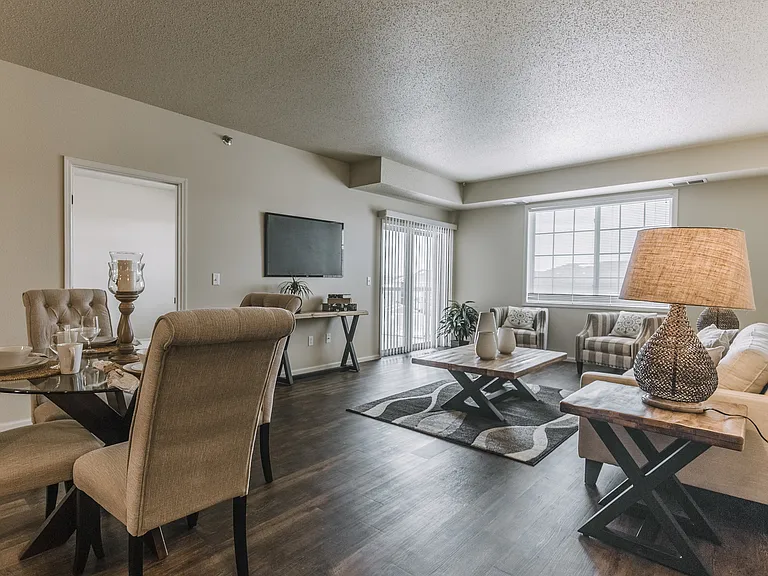 Lakewood Crossing Apartments — Photo 41