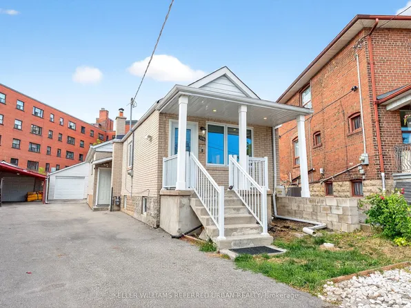 116 Branstone Rd, Toronto, ON M6E 4E5