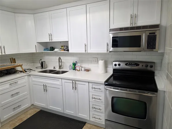 1811 Jefferson St APT 501, Hollywood, FL 33020