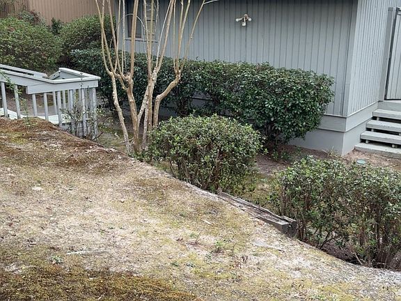 4th image of 84 Ridge Lake Dr