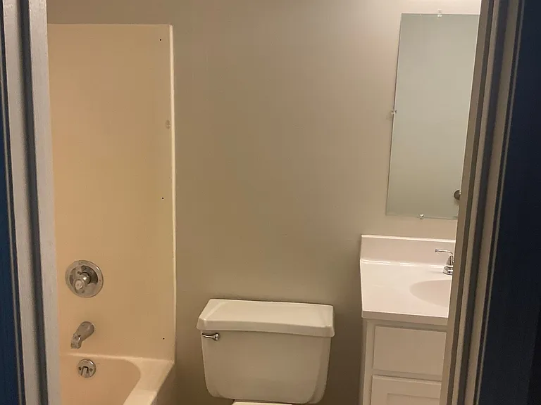 693 Chuck Gray Ct — Photo 7