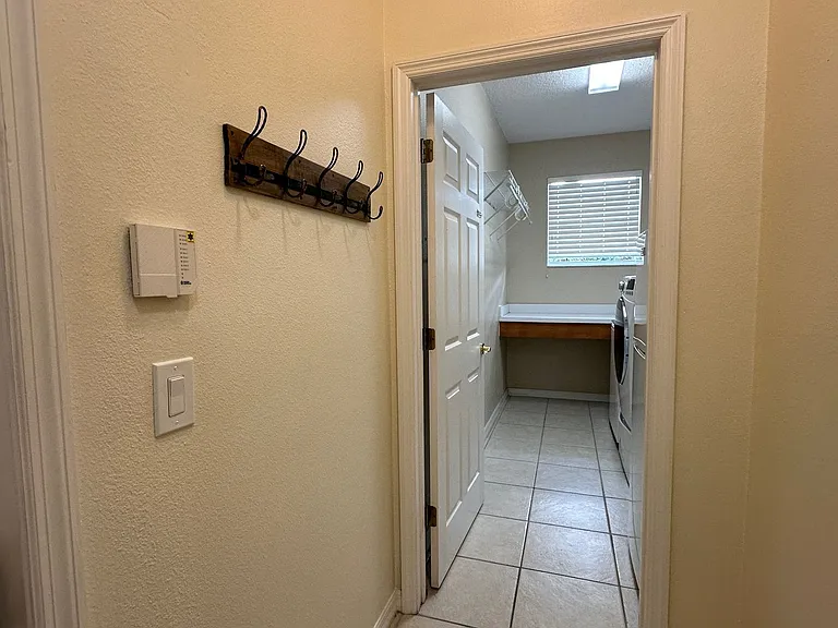 1653 Cherry Ridge Dr — Photo 82