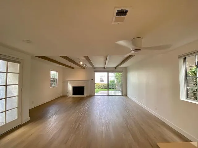 425 I Ave — Photo 15